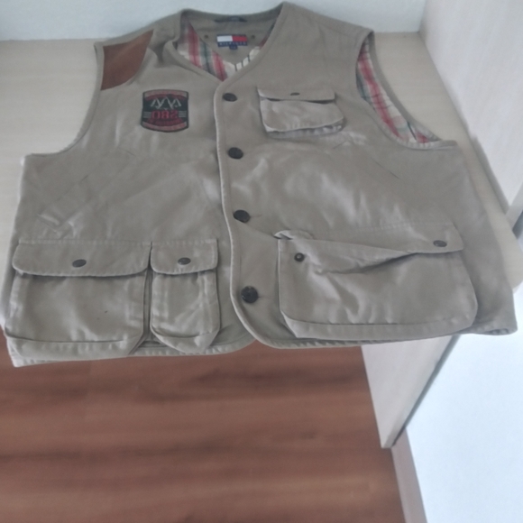 Mens Tommy Hilfiger Ranger Vest L. - Picture 2 of 5